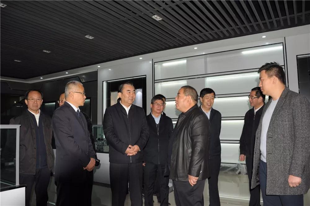 甘肃省委统战部部长马廷礼一行莅临兰州新区“必一运动三厂项目”旅行考察